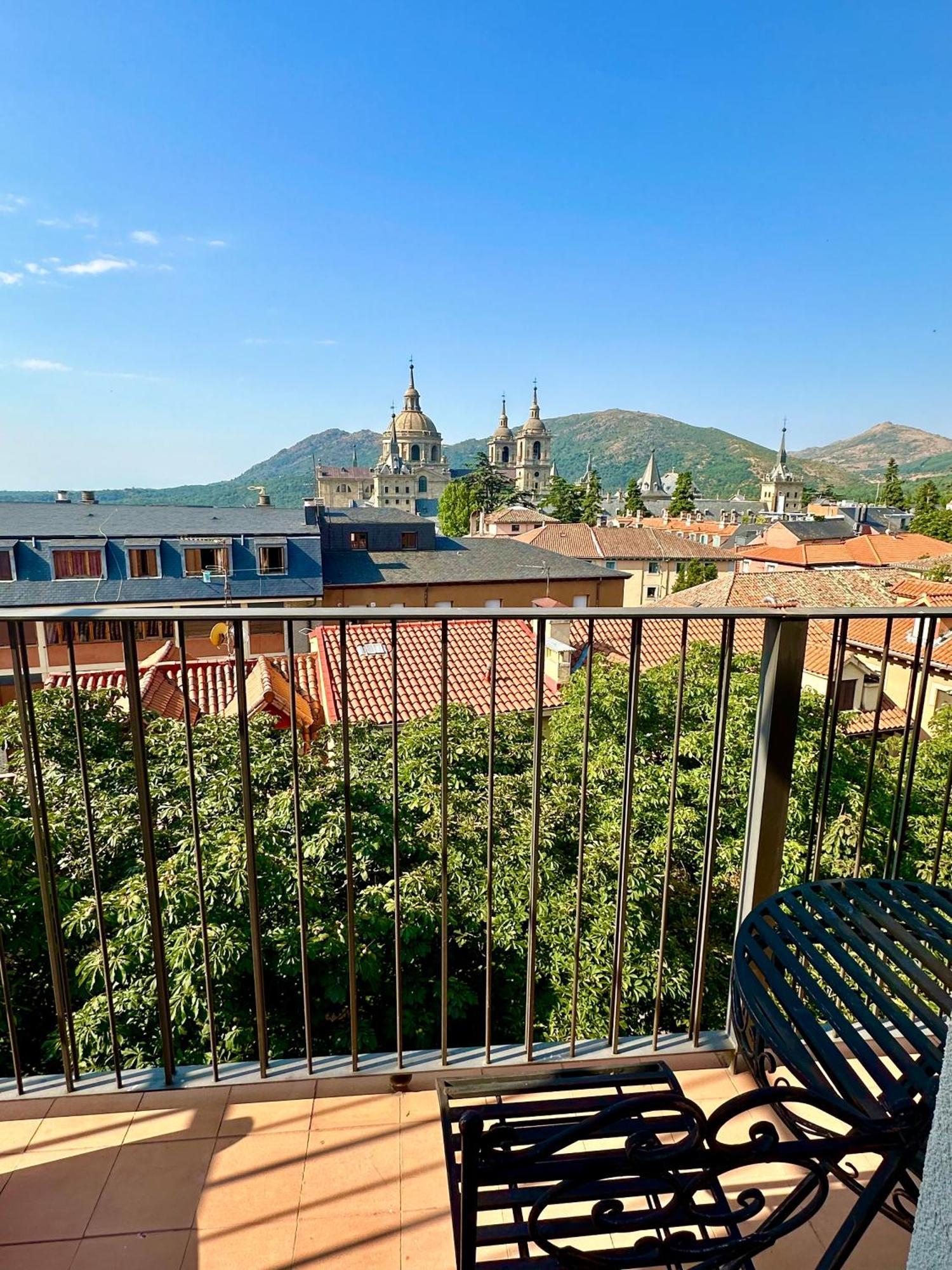 San Lorenzo Suites 산 로렌소 데 엘 에스코리알 외부 사진