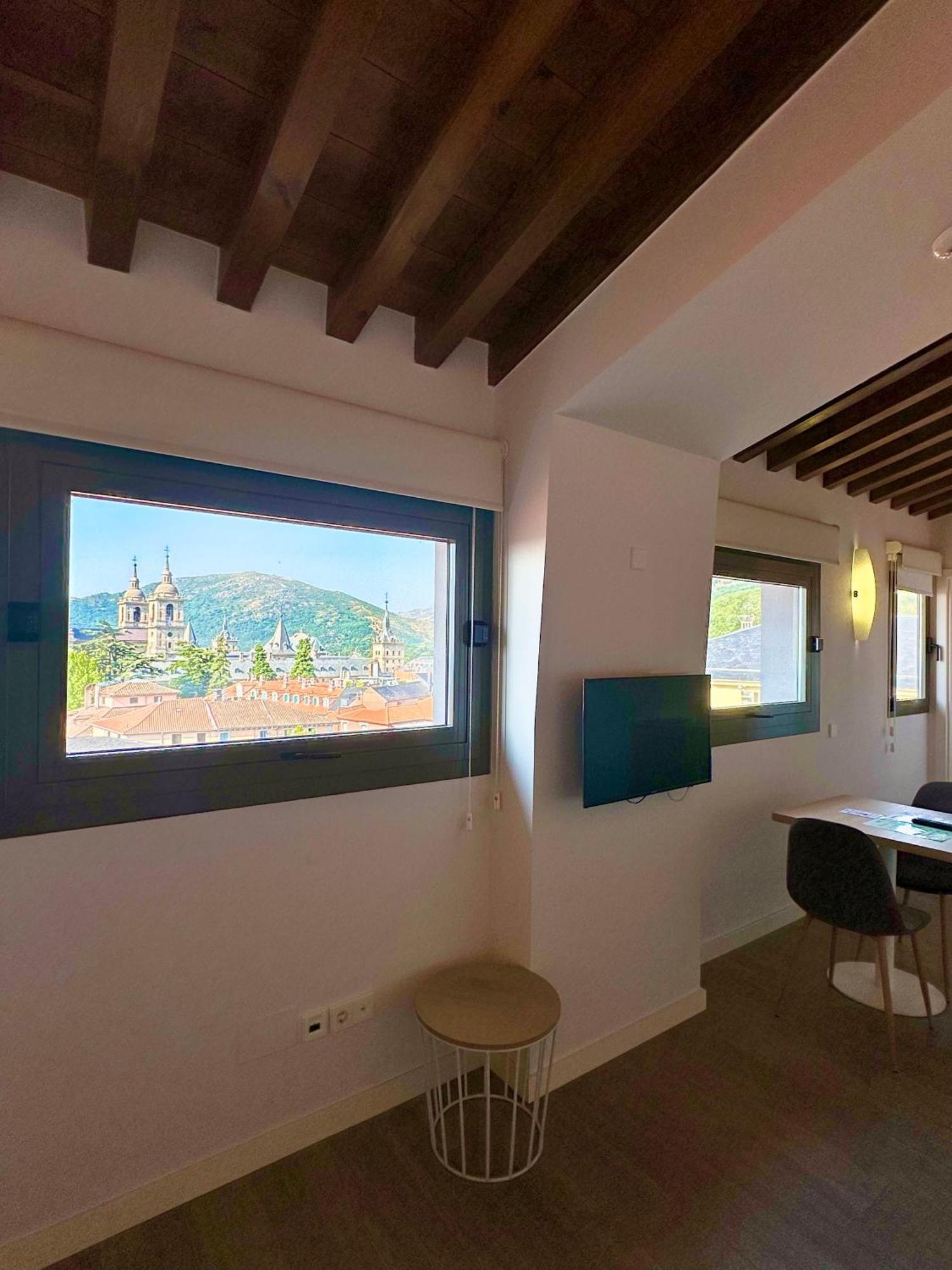 San Lorenzo Suites 산 로렌소 데 엘 에스코리알 외부 사진
