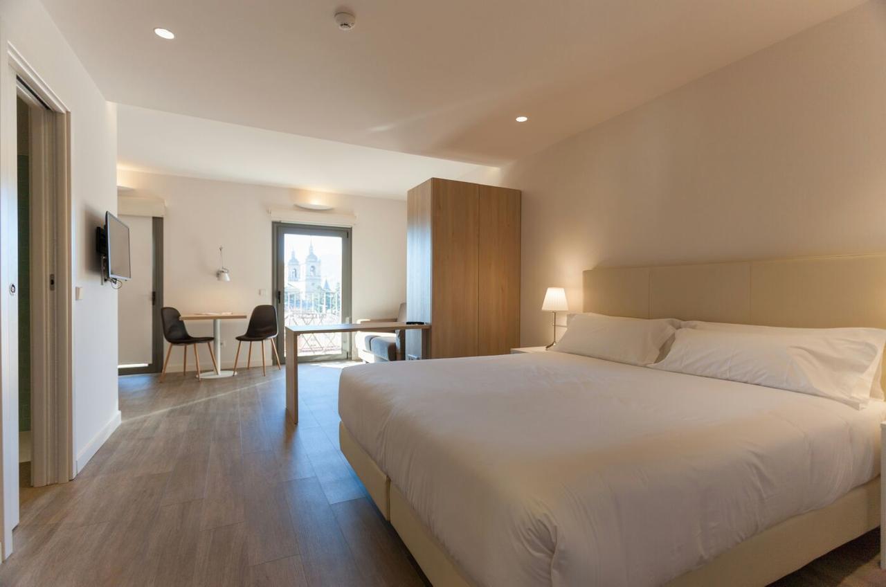 San Lorenzo Suites 산 로렌소 데 엘 에스코리알 외부 사진